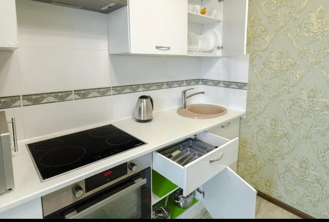 Квартира З Краєвидом На Озеро Kyiv 0*,